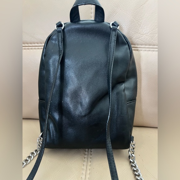 Victoria secret mini backpack black with silver chains - Picture 2 of 3